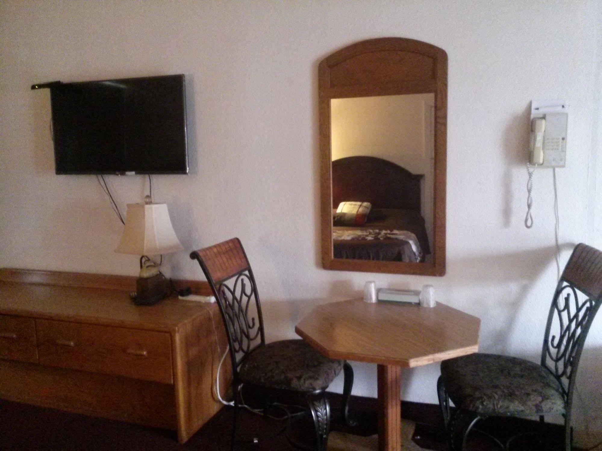 Budget Inn オールバニ エクステリア 写真