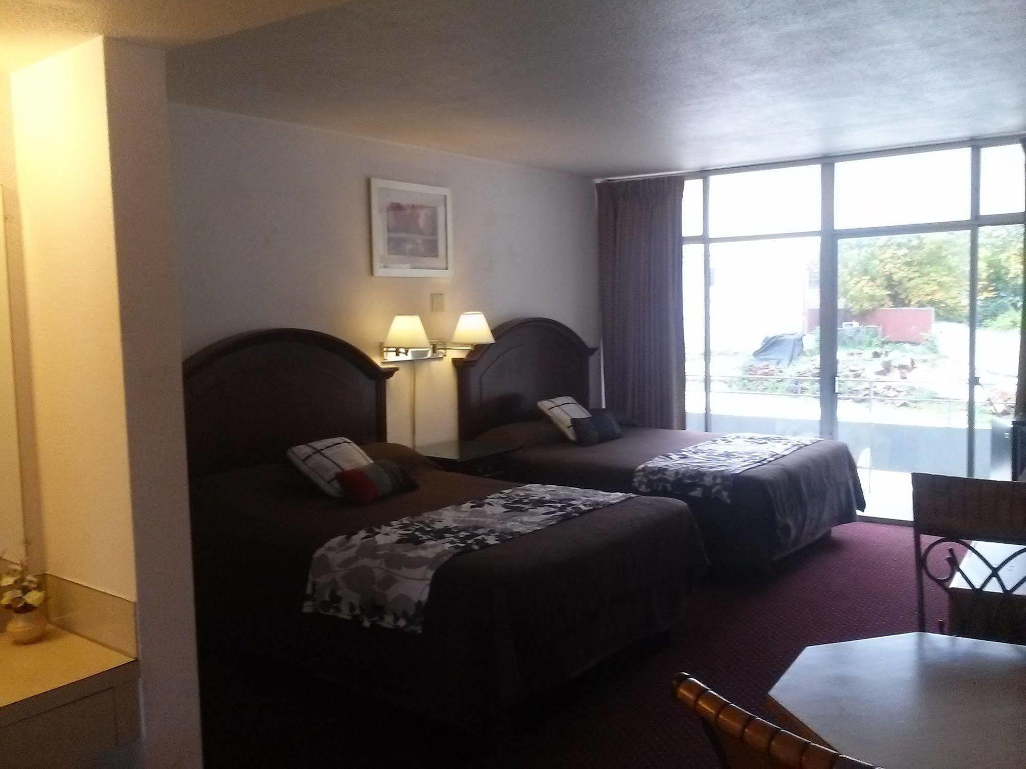 Budget Inn オールバニ エクステリア 写真