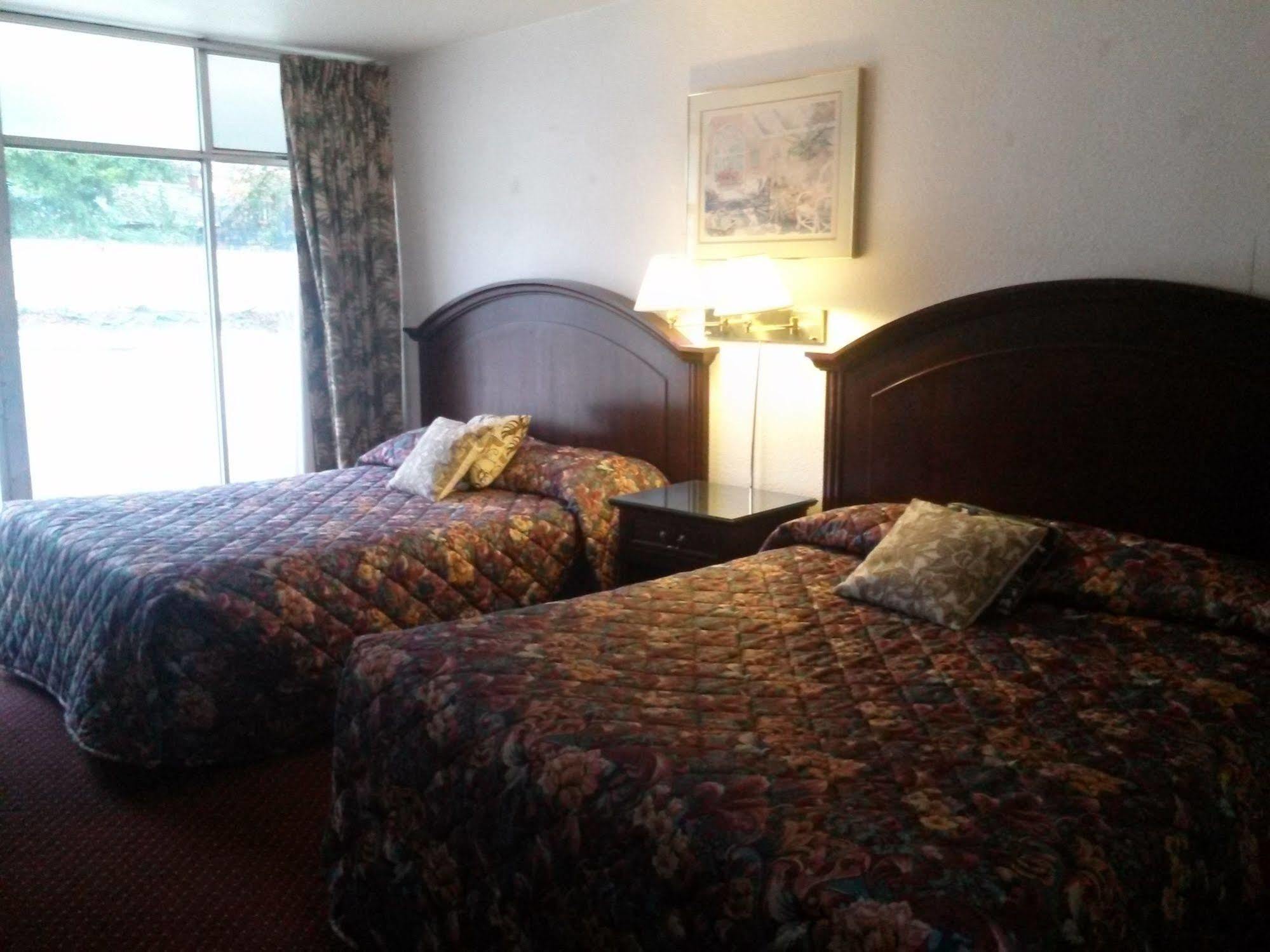 Budget Inn オールバニ エクステリア 写真